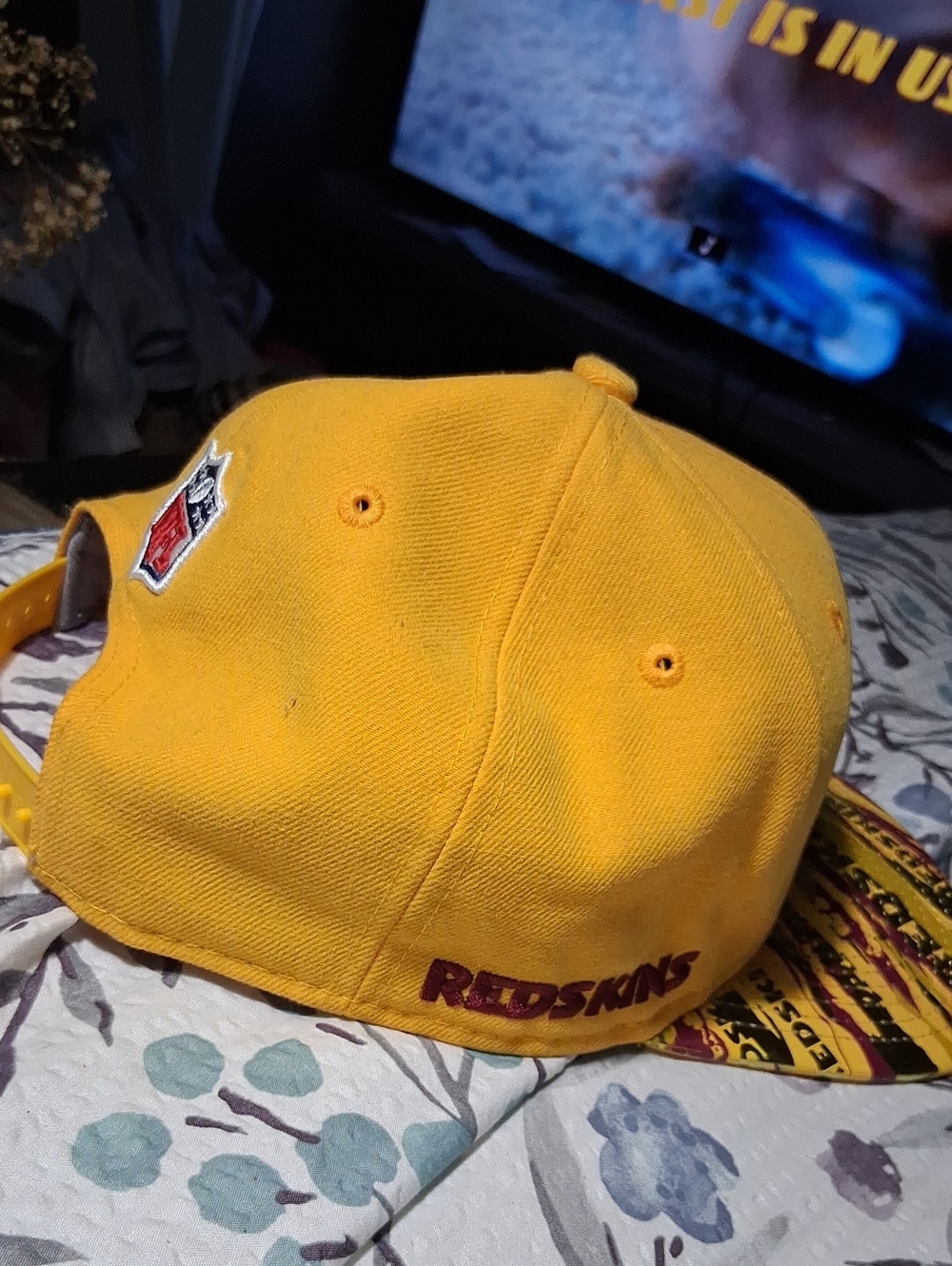 Yellow Washington Redskins Fitted Cap - Picture 2 of 2